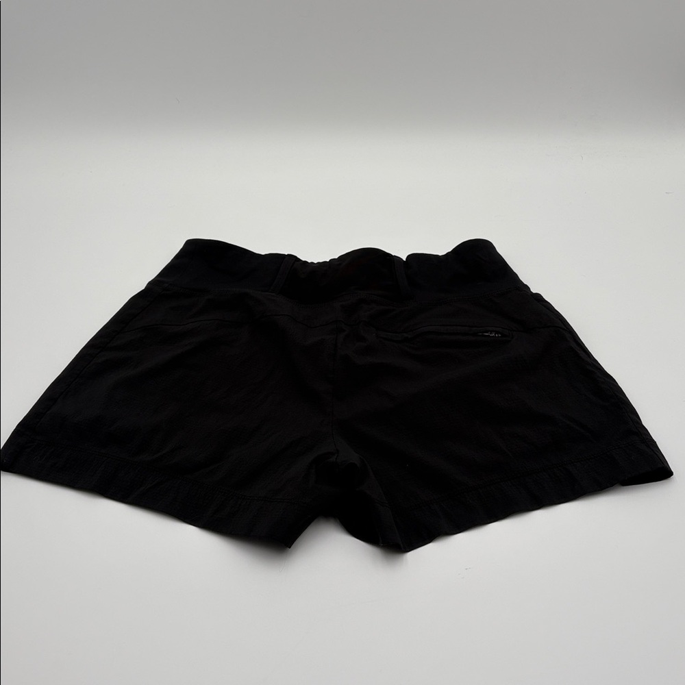 Athleta Trekkie North Shorts Womens 6 Black Hiking Travel Utility Lightweight - Picture 9 of 16